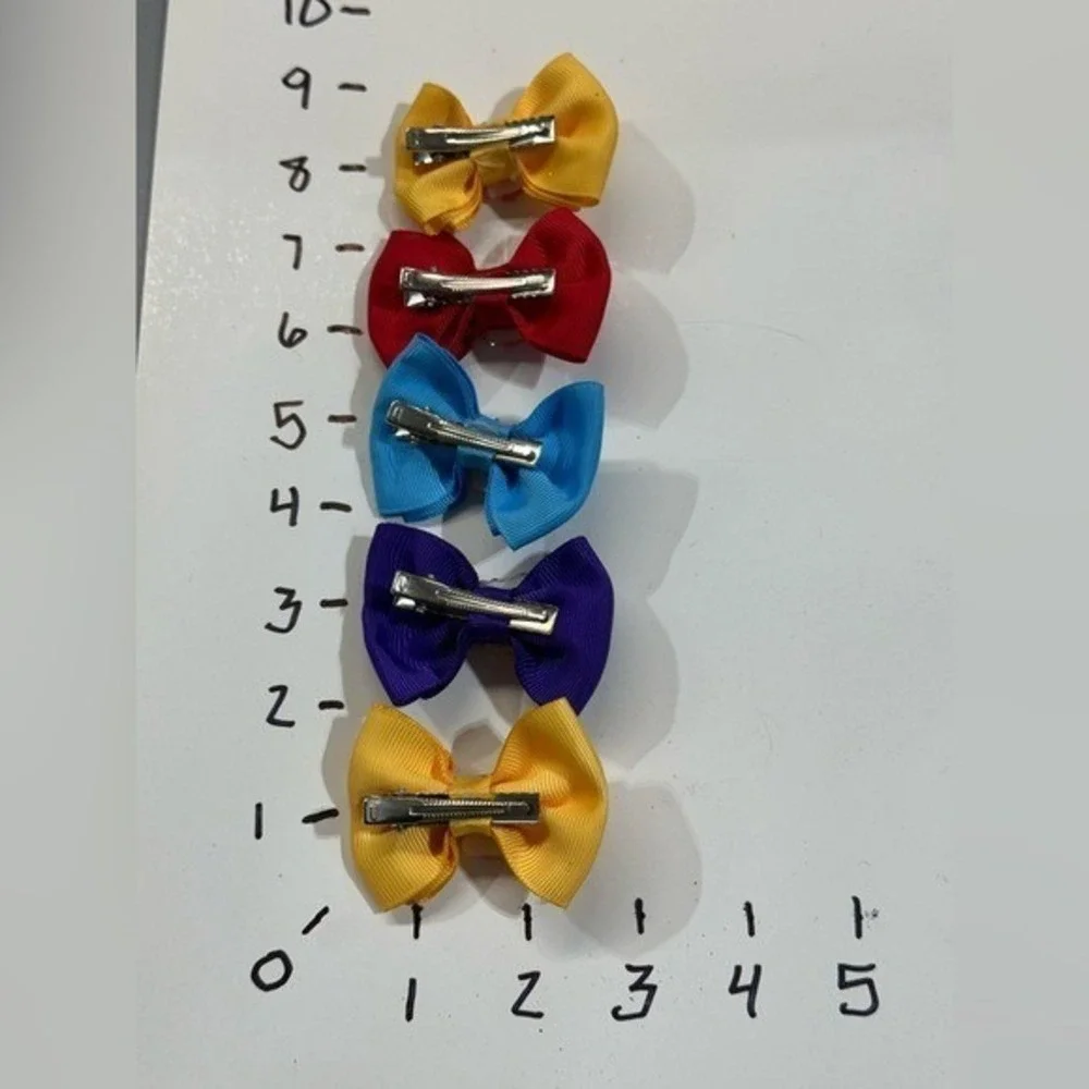 Girls Hello Kitty Hair‎ Bows Set of 5 Multicolor Grosgrain Alligator Clips
